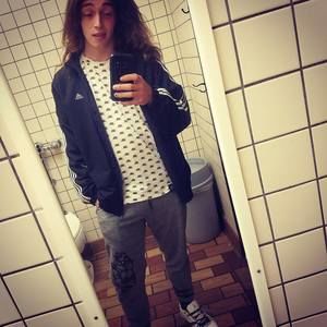 Meet your Posher, Evan